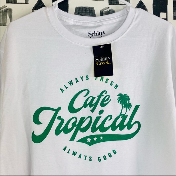 Schitt’s Creek / NWT / Cafe Tropical Graphic Tshirt - Picture 2 of 3